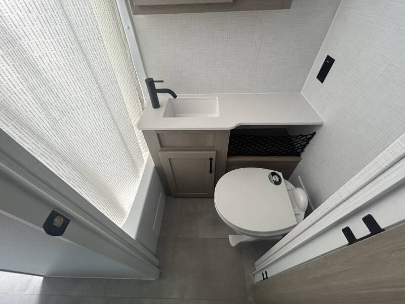 2025 Flagstaff E-PRO FLTE20FK