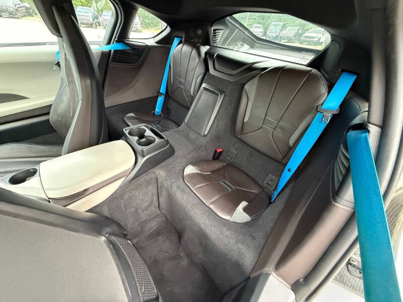 2016 BMW i8