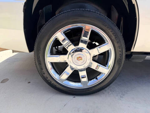 2012 Cadillac Escalade Luxury