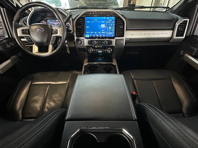 2022 Ford F-350 Super Duty Lariat