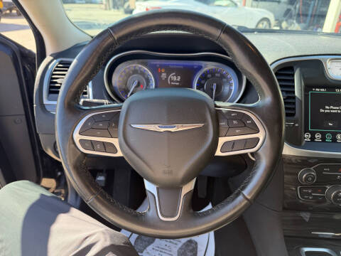 2021 Chrysler 300 Touring