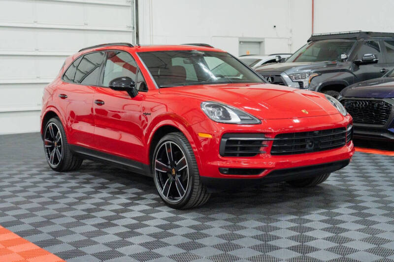 2022 Porsche Cayenne E-Hybrid