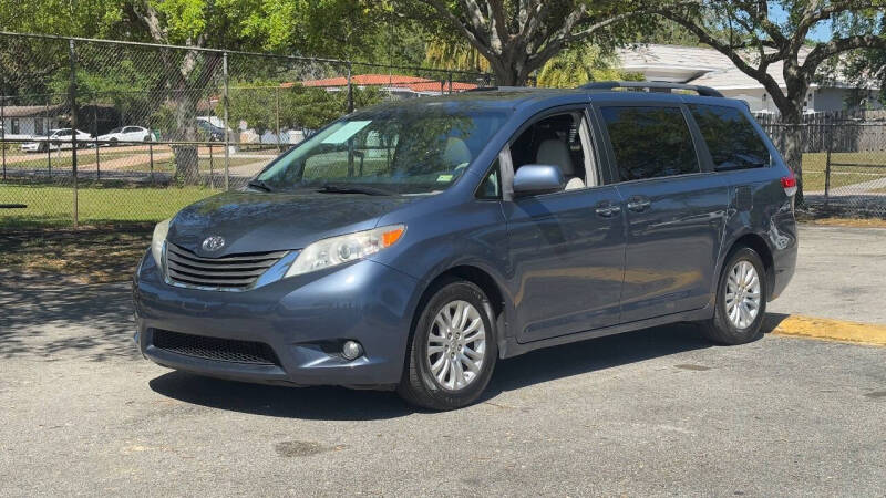 2014 Toyota Sienna for sale at Easy Deal Auto Brokers in Miramar FL