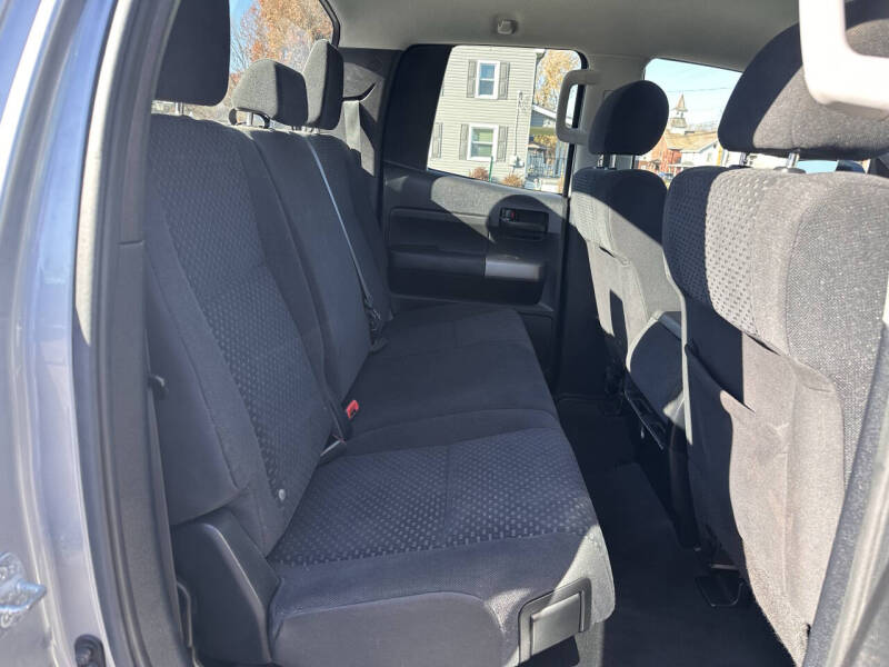 2011 Toyota Tundra Grade