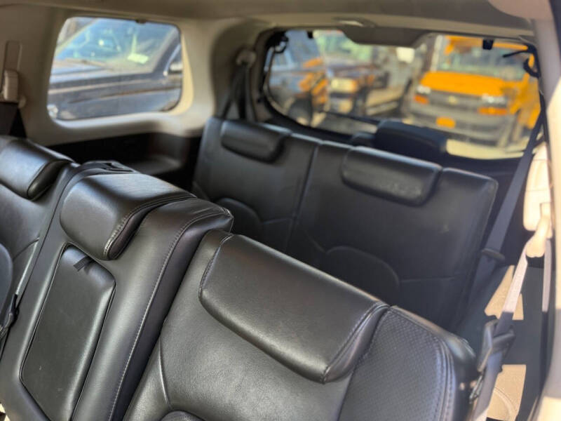 2011 Nissan Pathfinder Silver Edition