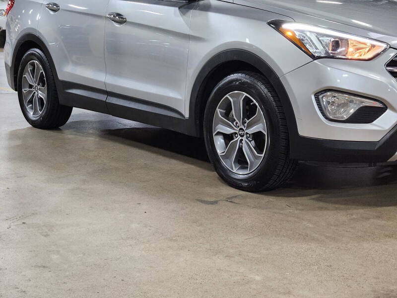 2016 Hyundai Santa Fe SE