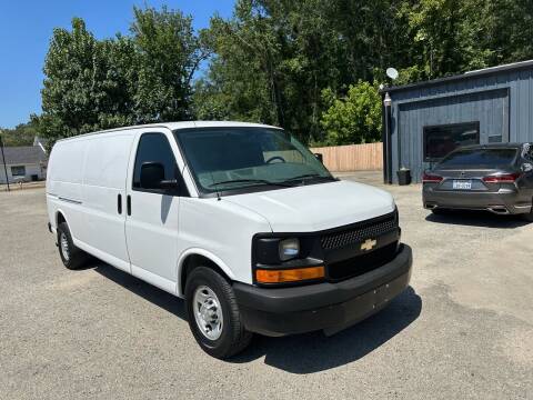 2015 Chevrolet Express for sale at Preferred Auto Sales in Whitehouse TX