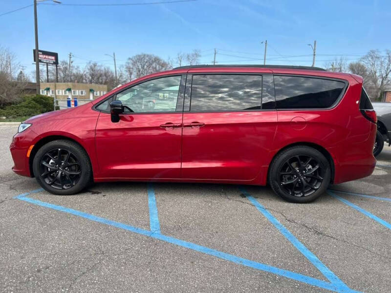 2025 Chrysler Pacifica Limited