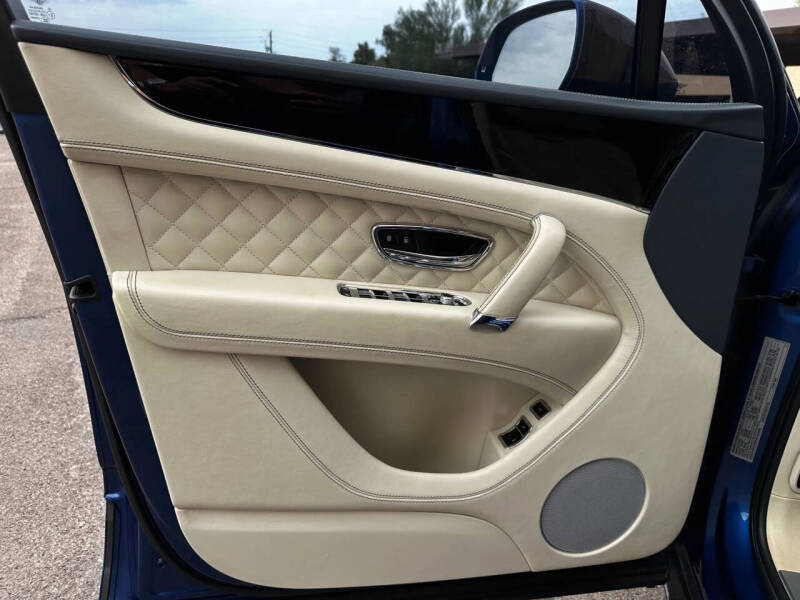 2017 Bentley Bentayga