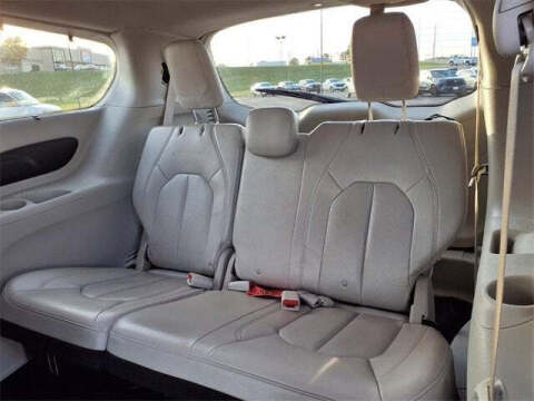 2021 Chrysler Pacifica Touring L