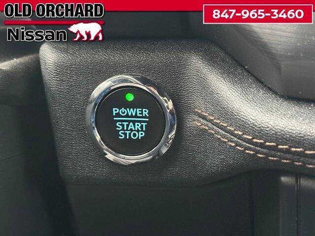 2022 Ford F-150 Lightning Lariat