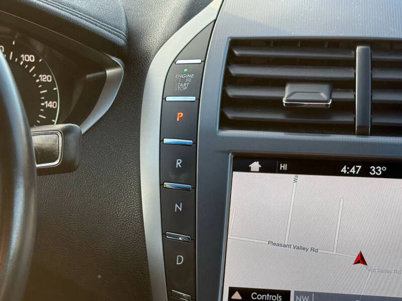 2017 Lincoln MKZ Select