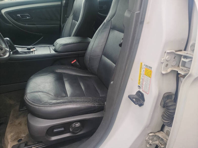 2013 Ford Taurus SEL