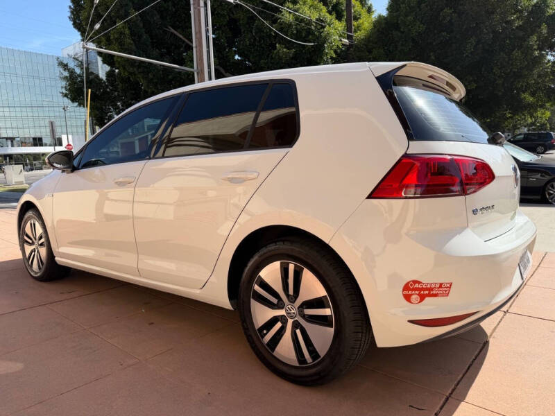 2016 Volkswagen e-Golf SE