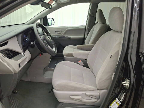 2020 Toyota Sienna L 7-Passenger