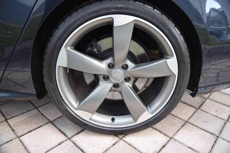 2015 Audi S8 4.0T quattro