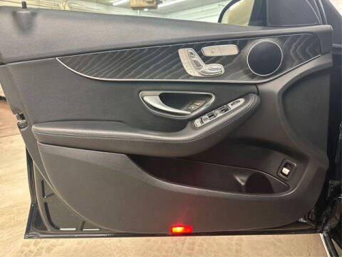 2016 Mercedes-Benz C-Class