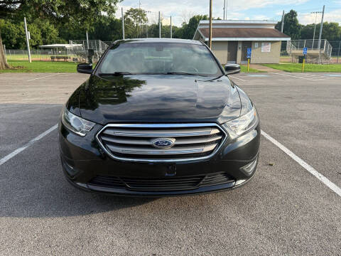 2014 Ford Taurus SEL