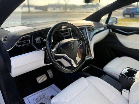 2016 Tesla Model X P90D
