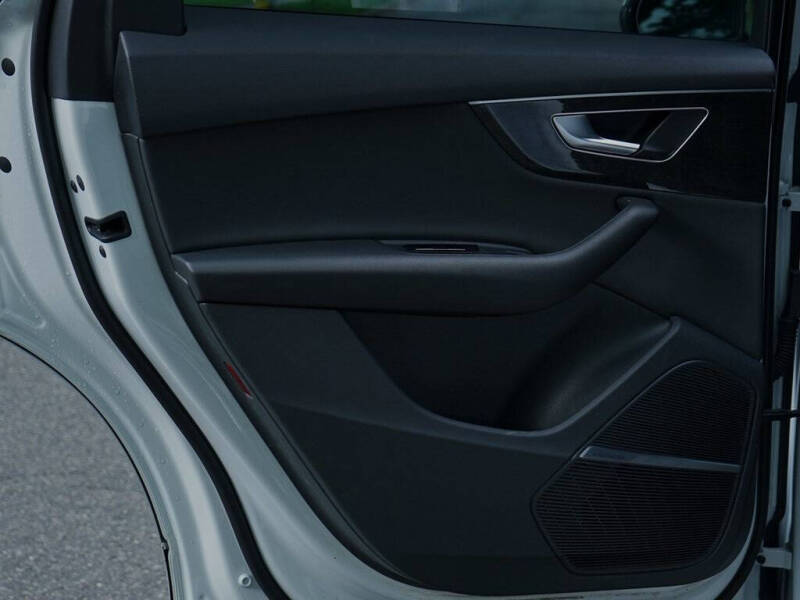 2021 Audi Q7 quattro Premium Plus 45 TFSI