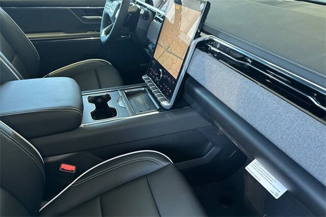 2026 GMC Sierra EV Elevation