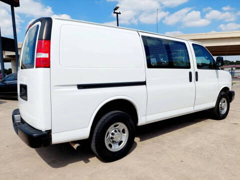 2020 Chevrolet Express 2500