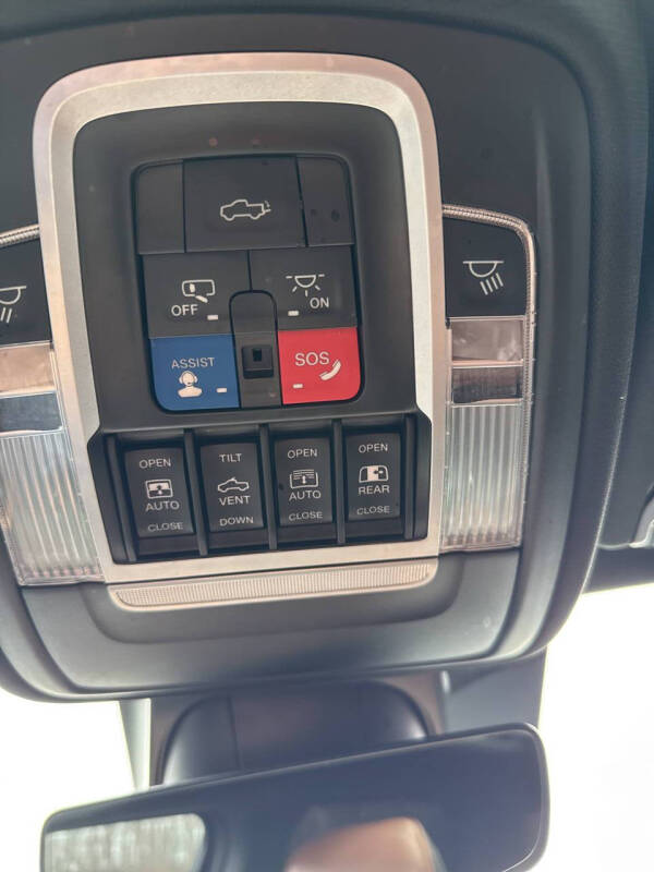 2020 RAM 1500 Laramie Longhorn