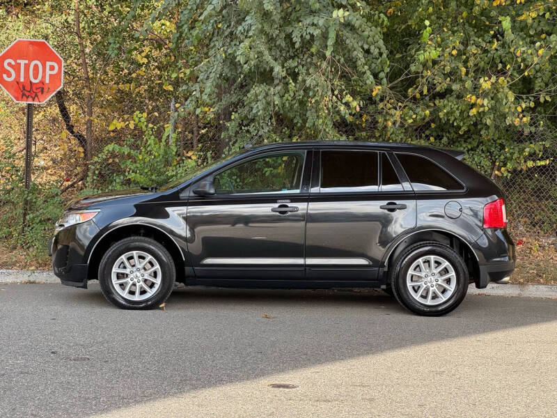 2014 Ford Edge SE photo 5