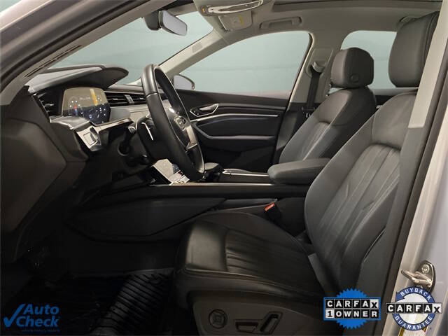 2023 Audi e-tron quattro Premium Plus