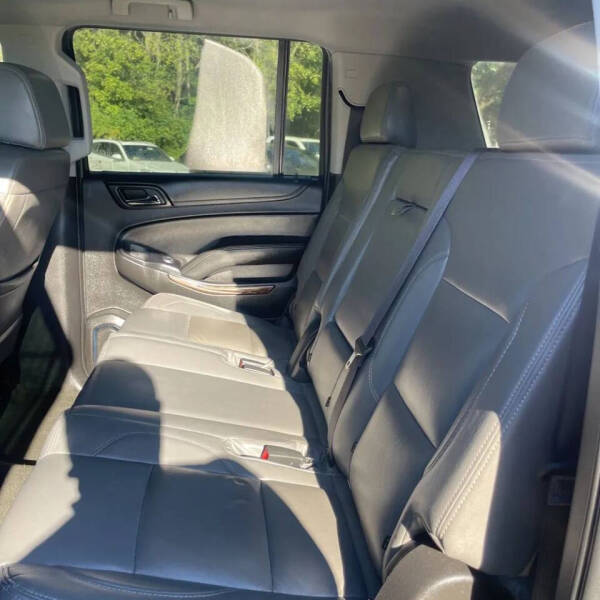 2017 Chevrolet Suburban LS