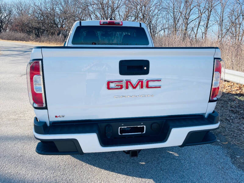 2021 GMC Canyon Elevation Standard