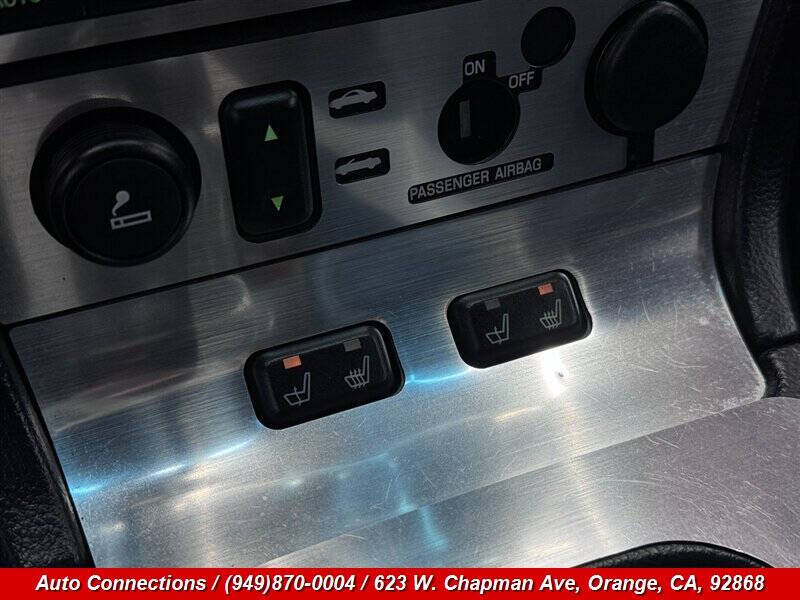 2005 Ford Thunderbird Deluxe