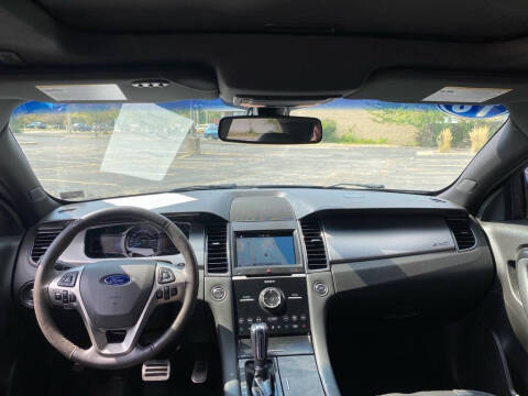 2018 Ford Taurus SHO