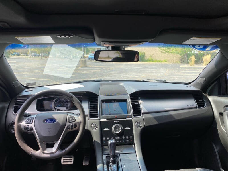 2018 Ford Taurus SHO