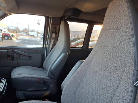 2023 Chevrolet Express LS 3500