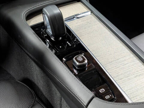 2024 Volvo V90 Cross Country B6 Plus