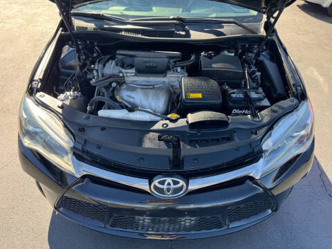 2015 Toyota Camry SE