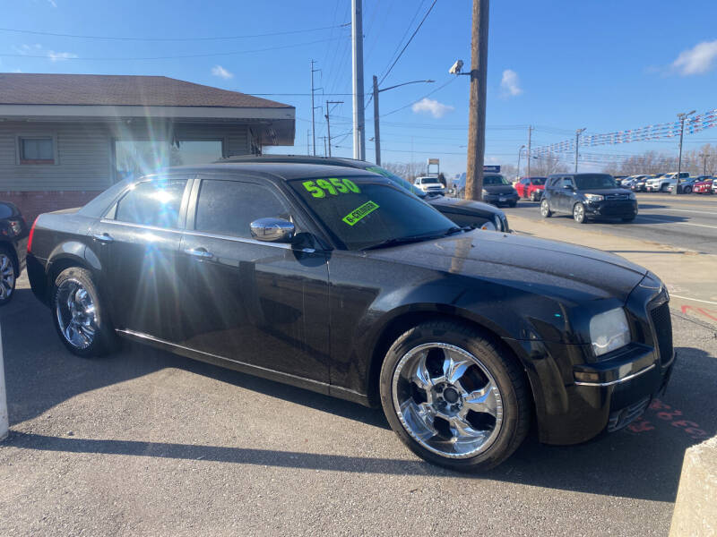 2010 Chrysler 300 for sale at AA Auto Sales in Independence MO