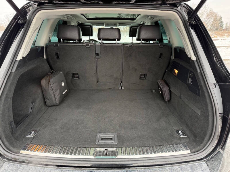 2012 Volkswagen Touareg Hybrid