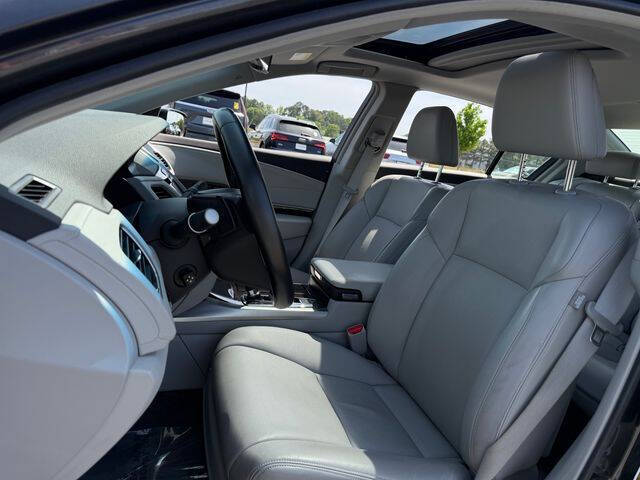 2015 Acura RLX w/Tech