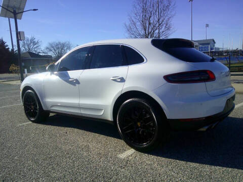 2017 Porsche Macan S