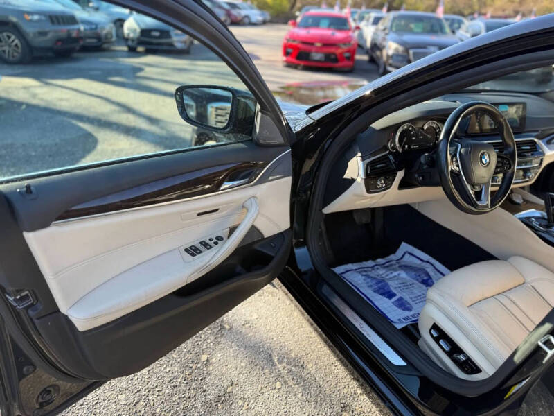 2017 BMW 5 Series 530i