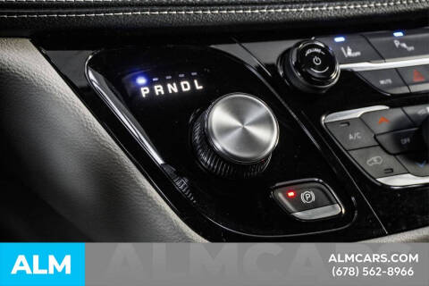 2024 Chrysler Pacifica Plug-In Hybrid Select