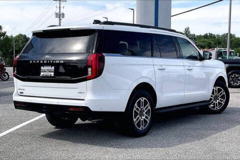 2025 Ford Expedition MAX Active