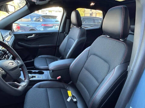 2026 Ford Escape ST-Line