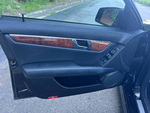 2011 Mercedes-Benz C-Class C 300 Sport