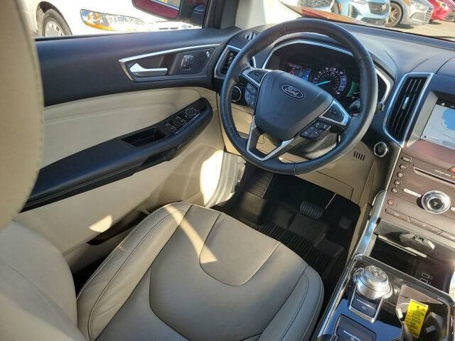 2019 Ford Edge Titanium