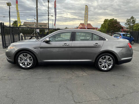 2011 Ford Taurus Limited