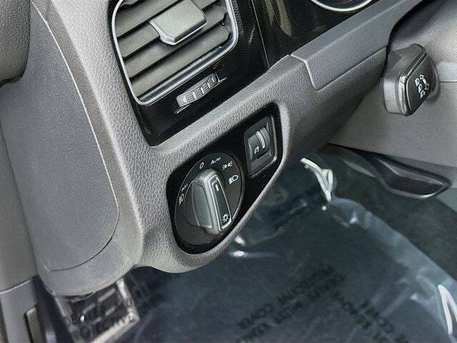 2017 Volkswagen Golf GTI SE