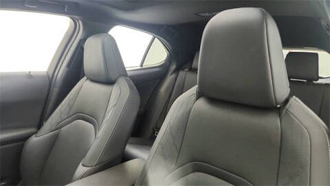 2024 Lexus UX 250h Premium